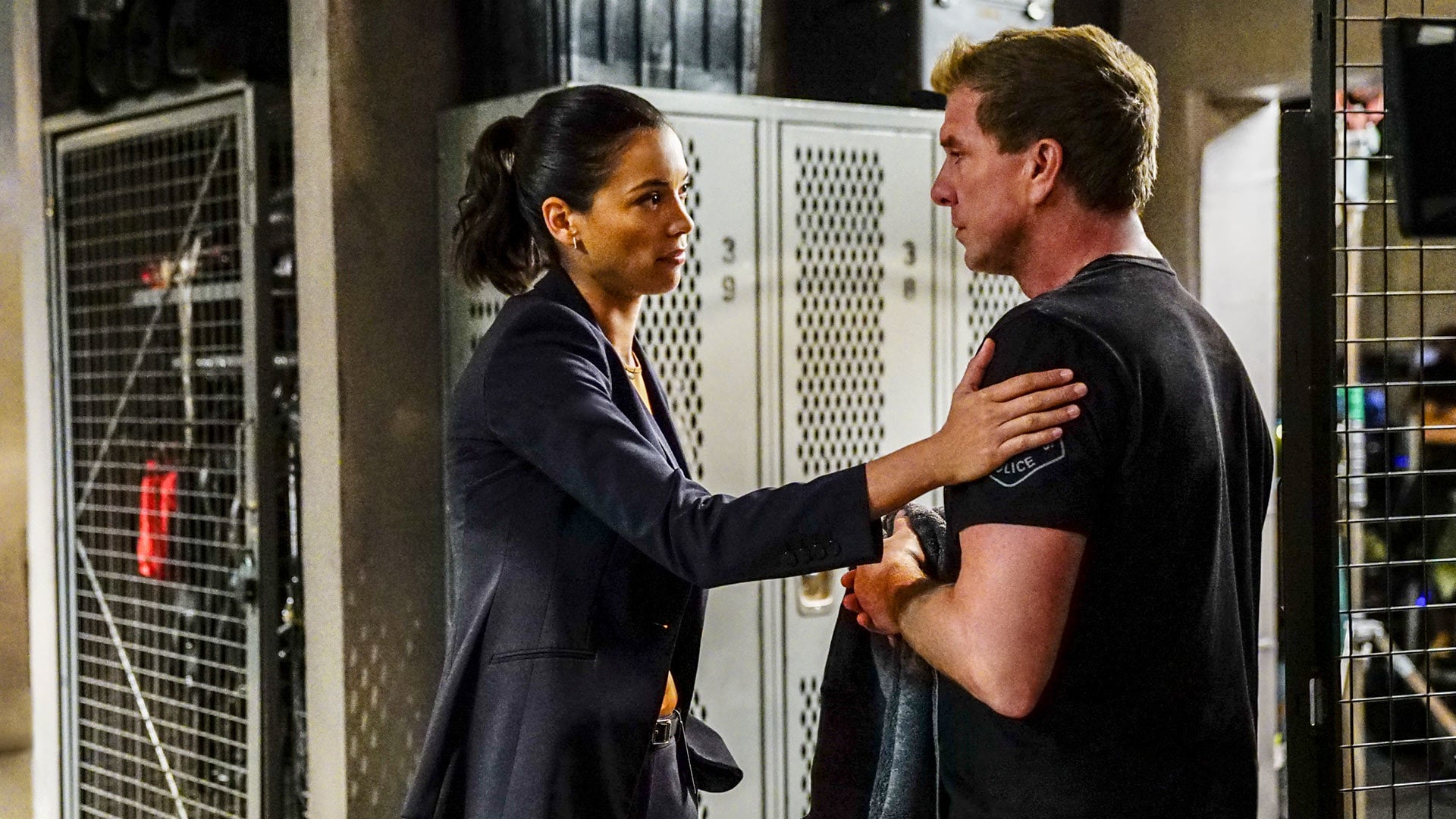 Swat Saison 1 Episode 3 Streaming Regarder S.W.A.T. (2017) saison 1 épisode 7 en streaming complet VOSTFR,  VF, VO | BetaSeries.com