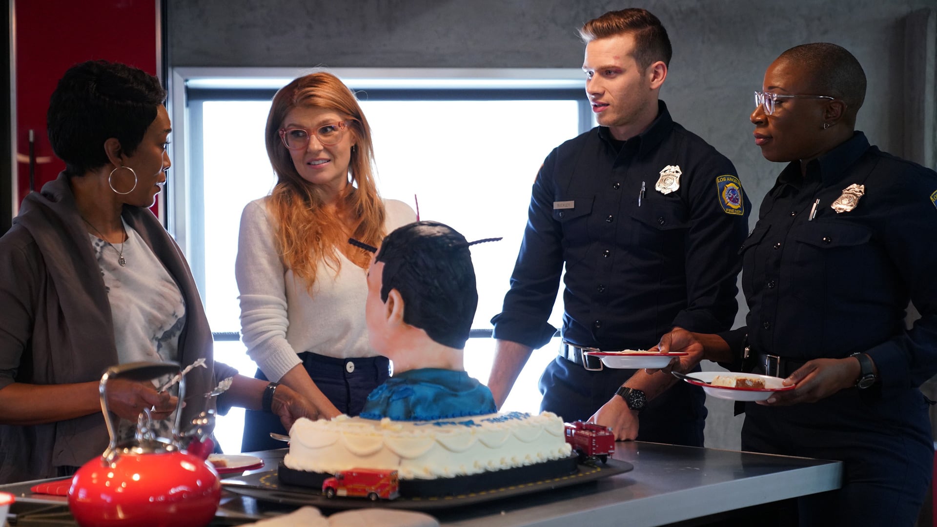 911 Saison 1 En Streaming Regarder 9-1-1 saison 1 épisode 6 en streaming complet VOSTFR, VF, VO
