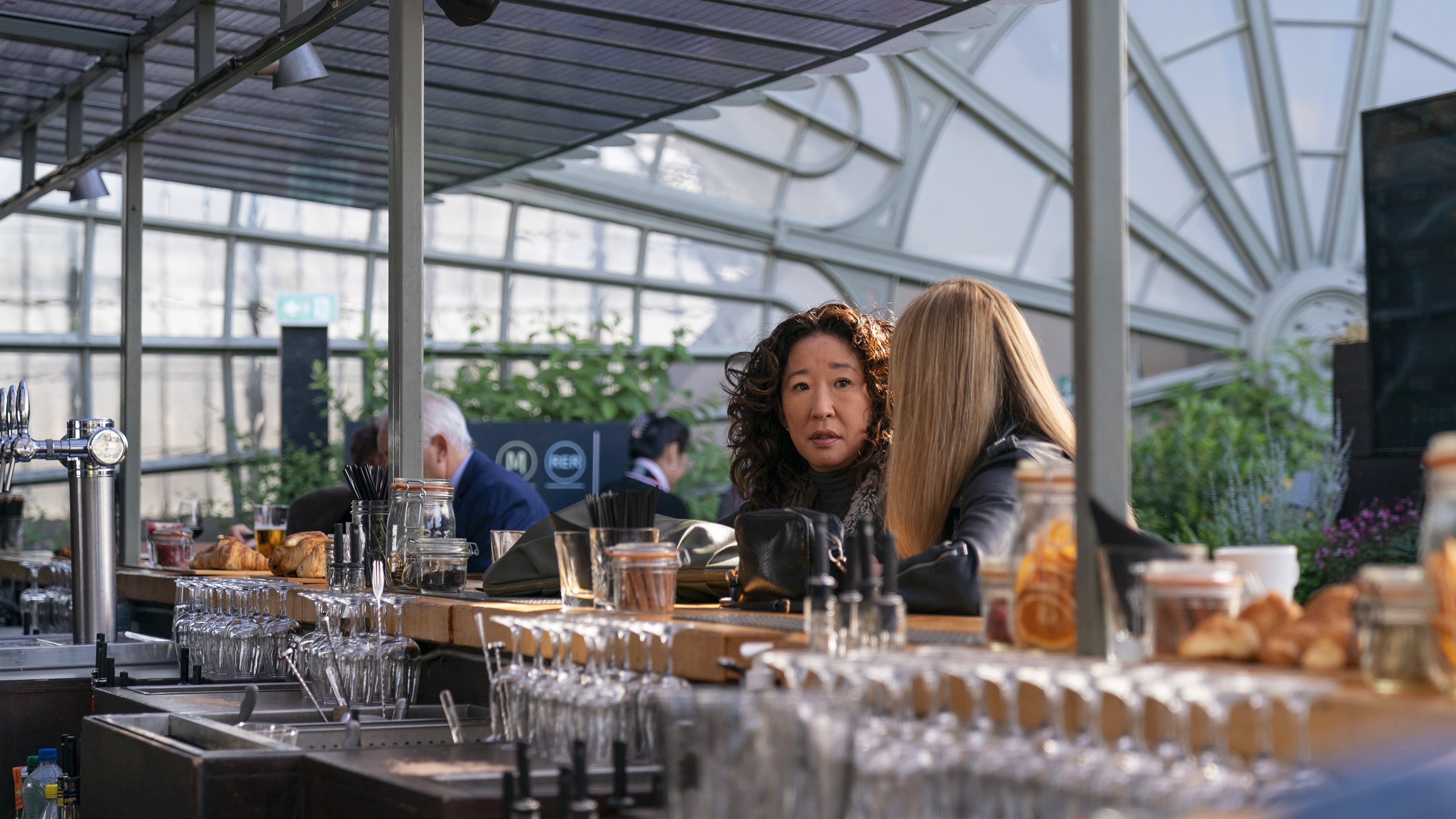 Killing eve season 2 episode 1 sale online free