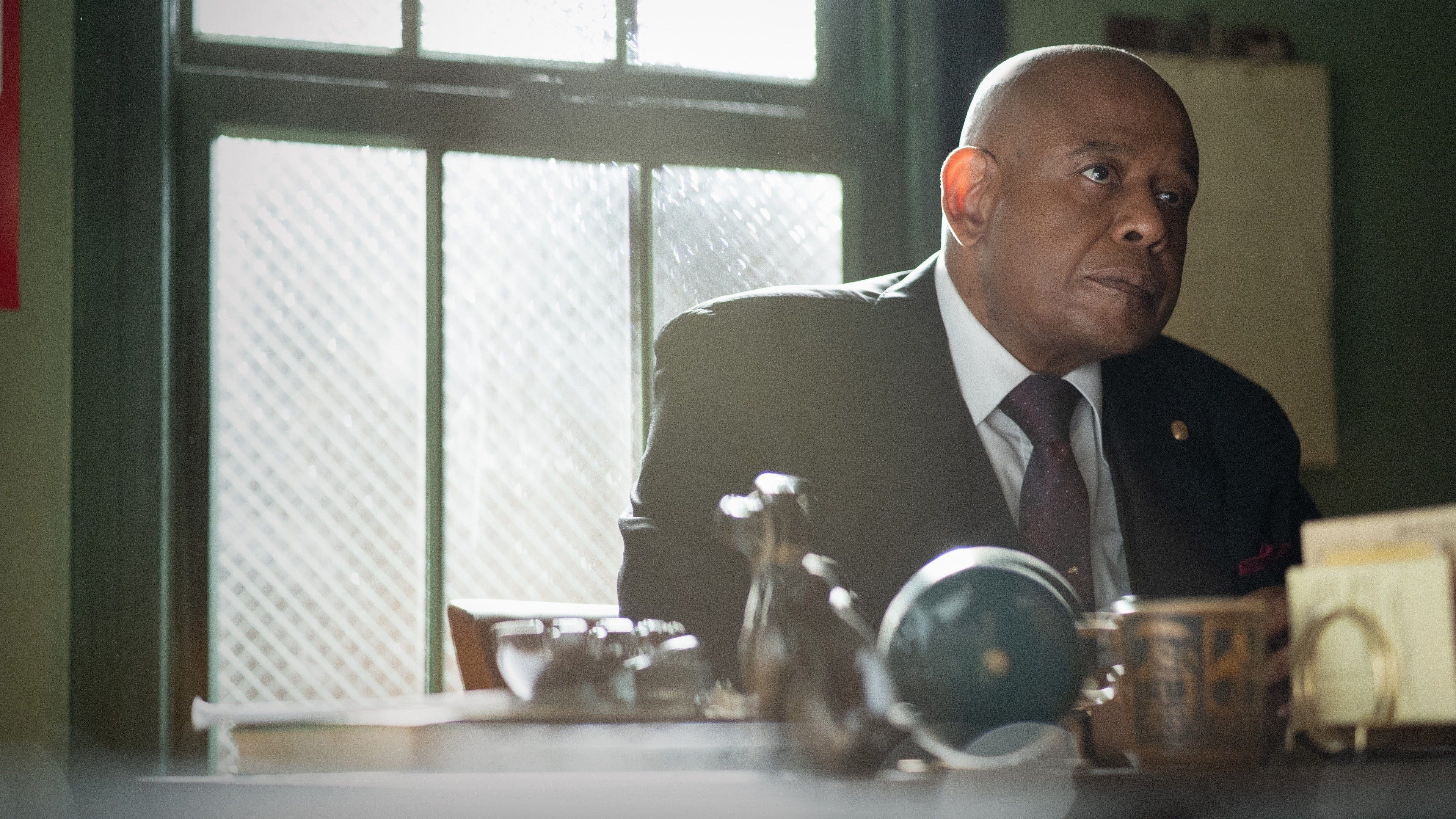 Watch Godfather of Harlem season 3 episode 1 streaming online
