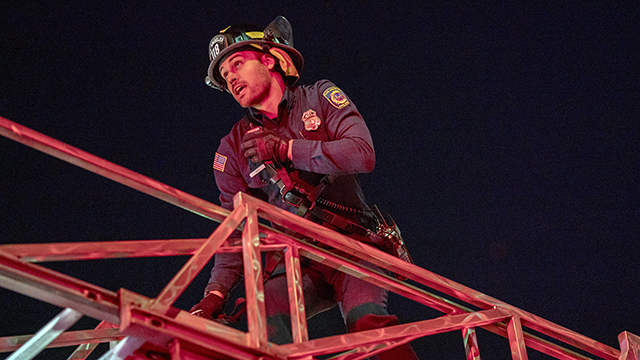 9-1-1 Saison 4 Episode 12 Streaming Regarder 9-1-1 saison 3 épisode 12 en streaming | BetaSeries.com