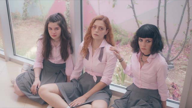 Andria Tayeh Reem Saadeh Guarda AlRawabi School for Girls stagione 1 episodio 6 in streaming