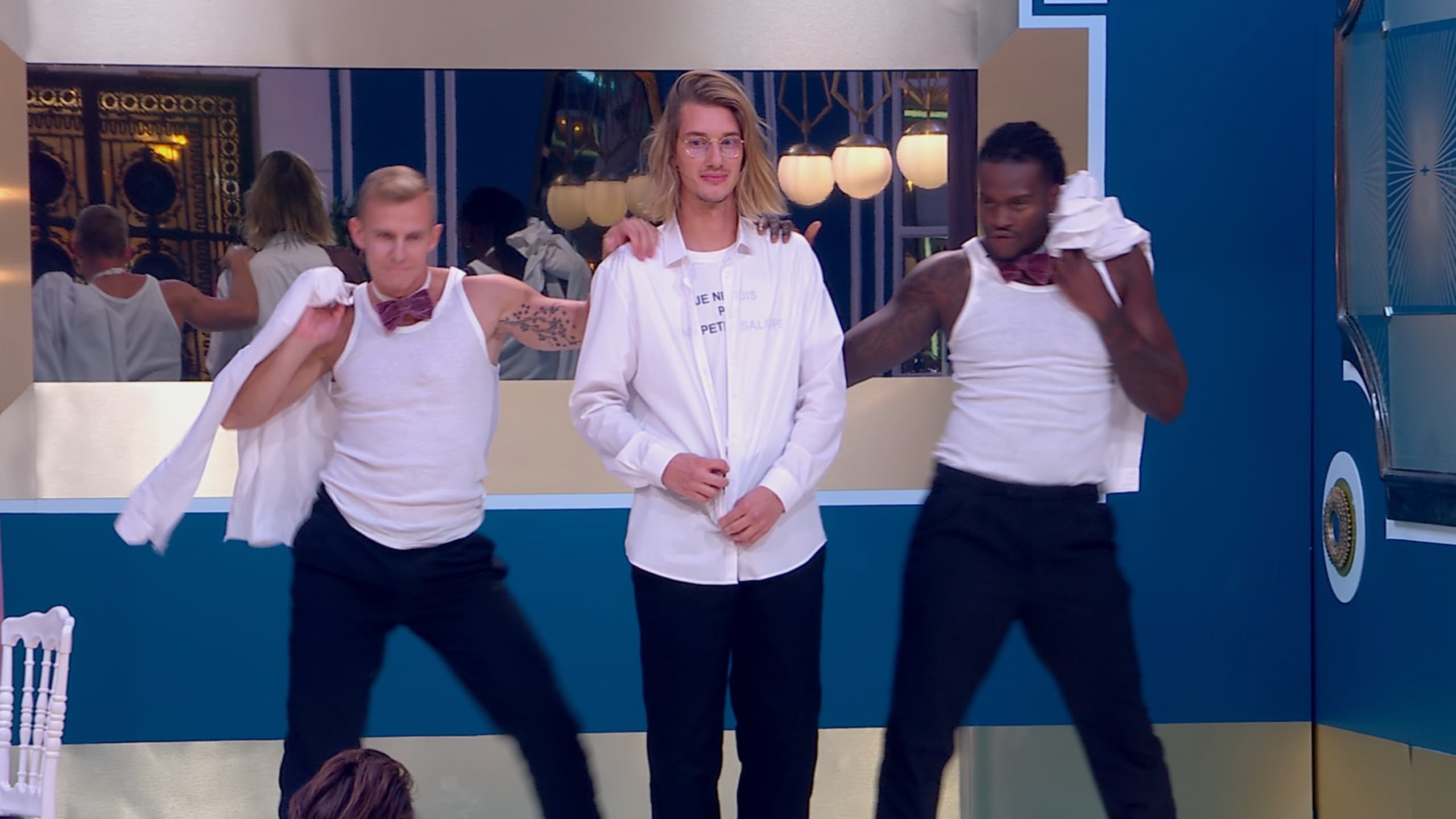 Lol Qui Rit Sort Streaming Episode 6 Regarder LOL : Qui rit, sort ! saison 3 épisode 6 en streaming complet  VOSTFR, VF, VO | BetaSeries.com