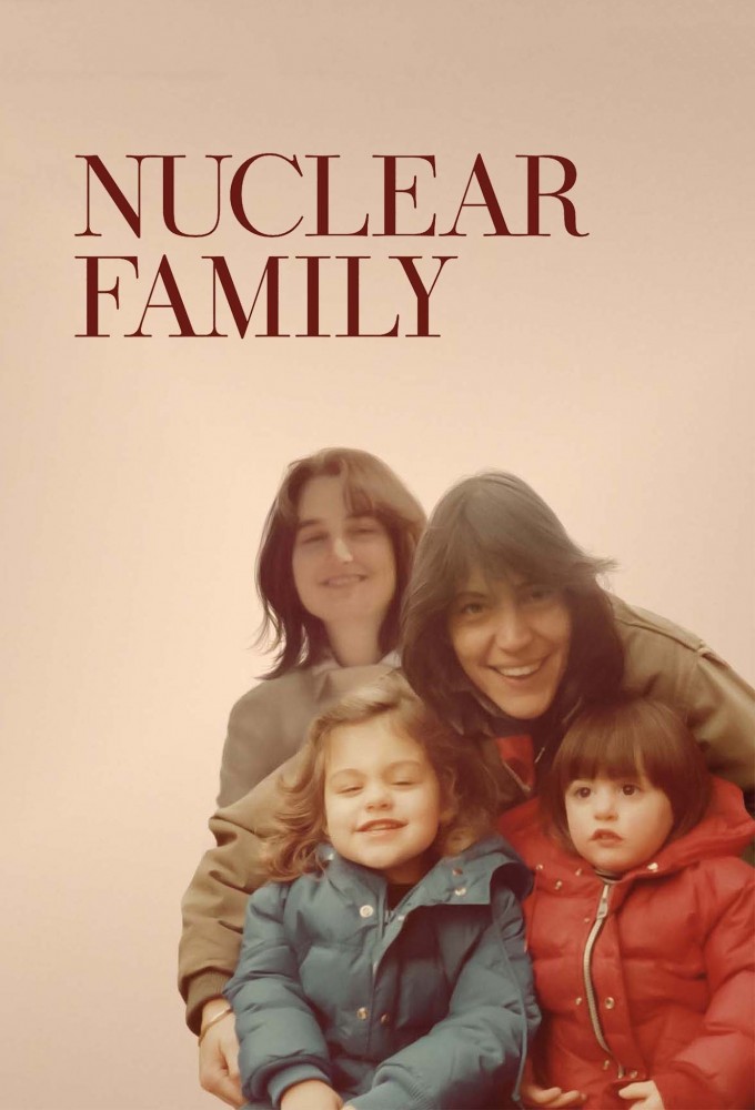 Poster de la serie Nuclear Family (2021)