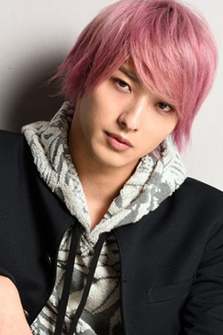 A Story to Read When You First Fall in Love- Yokohama Ryusei