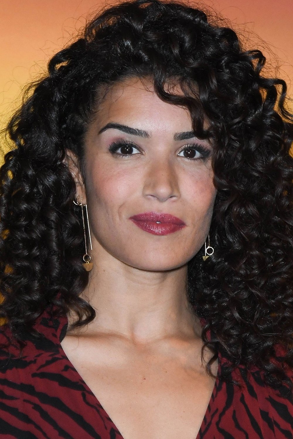 Sabrina Ouazani Yasmine Belmadi Les séries et films de Sabrina Ouazani | BetaSeries.com